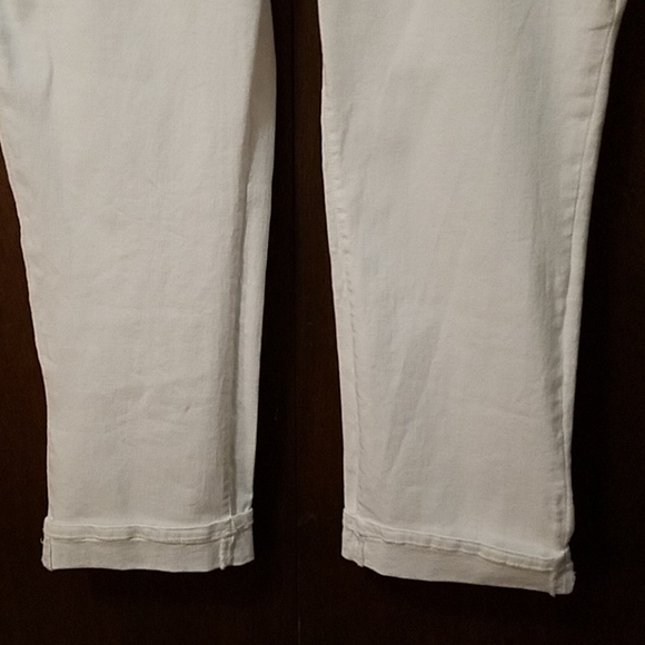 NWT NYDJ Straight Cuffed Jean 22W - Picture 7 of 10